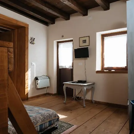 Albergo Diffuso Polcenigo Ciasa VeS Exterior foto